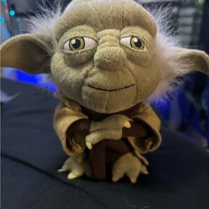 Star Wars Big Headed Yoda 7" Plush Toy